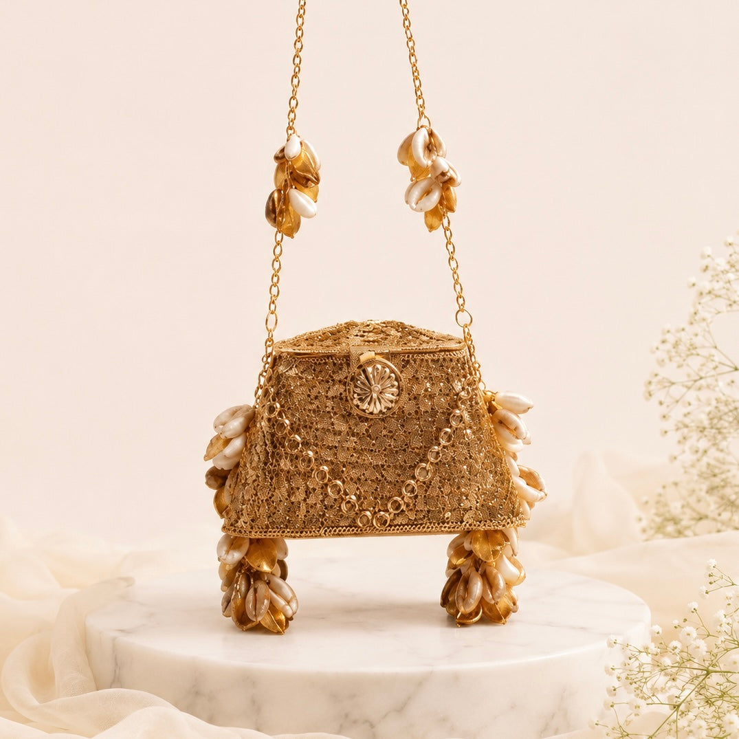 Noor-e Shahi Clutch Golden