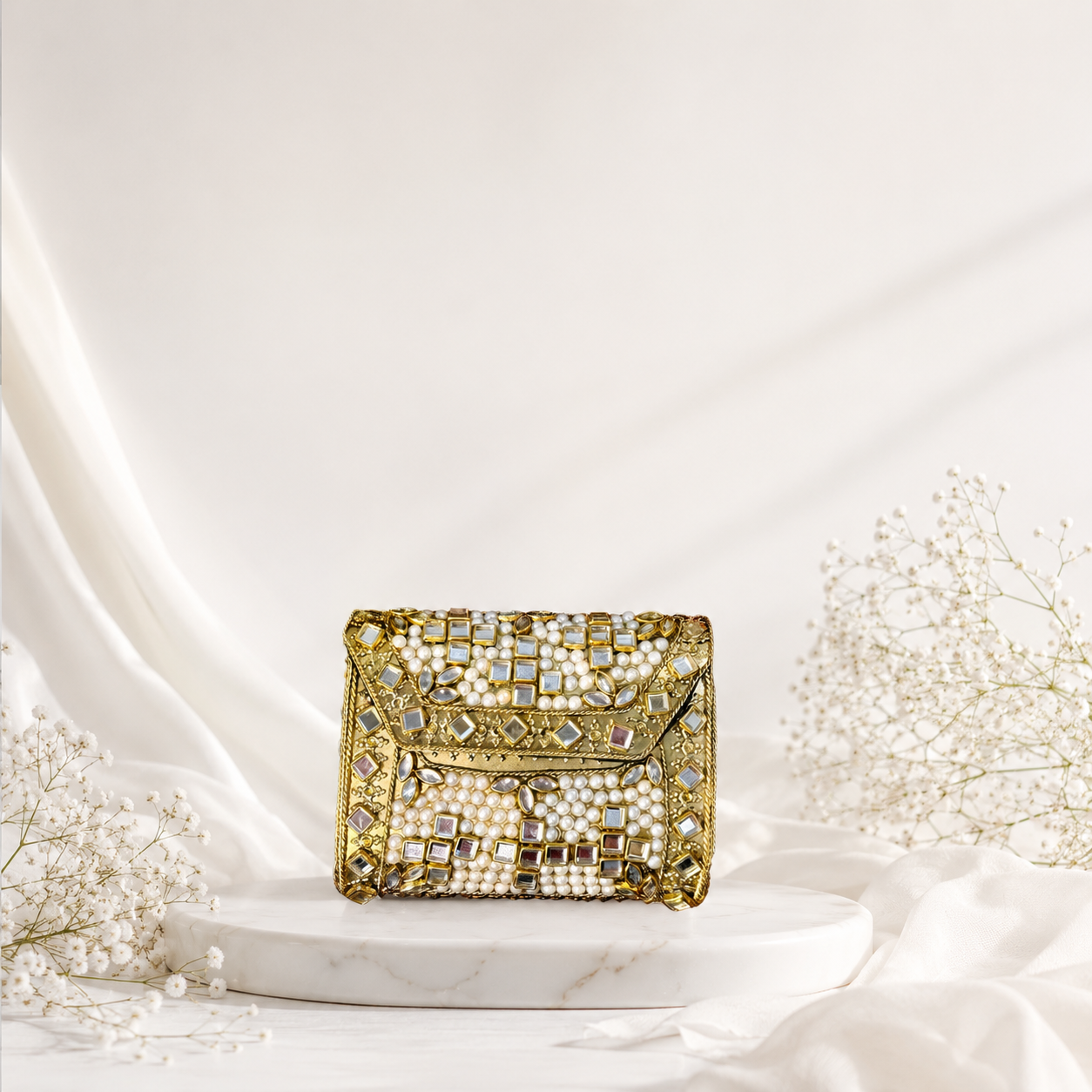 Pearl Kundan Clutch (Small)